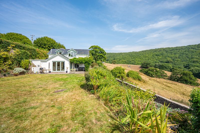 Side Elevation and Garden- click for photo gallery